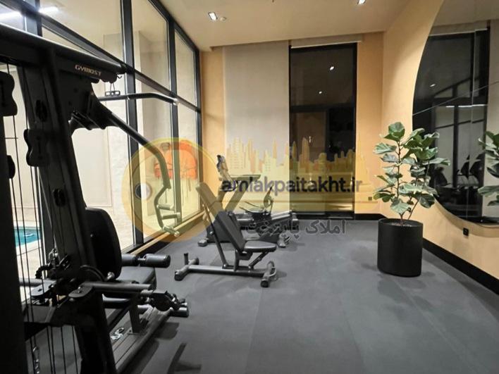 رهن کامل آپارتمان نوساز 130 متر در تهران / خیابان شریعتی نرسیده به پل صدر